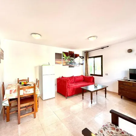 Apartamento con Wifi, vista piscina, cerca playa, Corralejo Apartamento