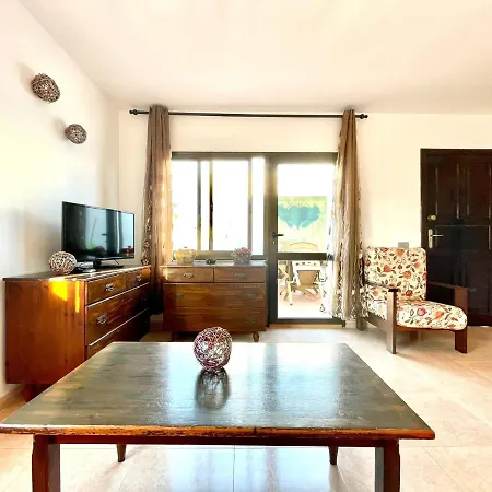 Apartamento Con Wifi, Vista Piscina, Cerca Playa, Corralejo