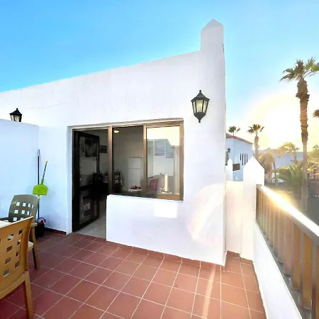 Apartamento Con Wifi, Vista Piscina, Cerca Playa, Corralejo *