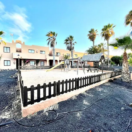 Apartamento Con Wifi, Vista Piscina, Cerca Playa, Corralejo Lejlighed *